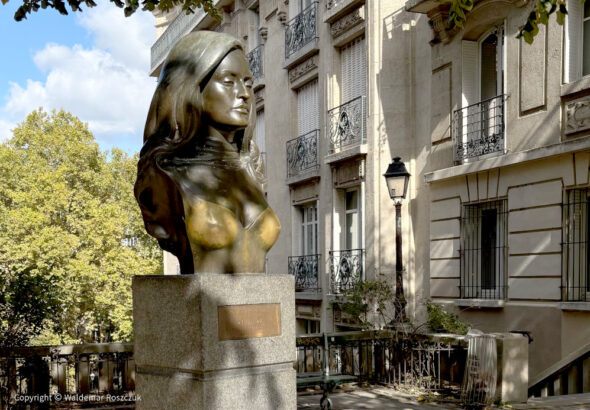 dalida-montmartre-aut-wr