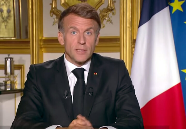 emmanuel-macron-elysee-presse-kit